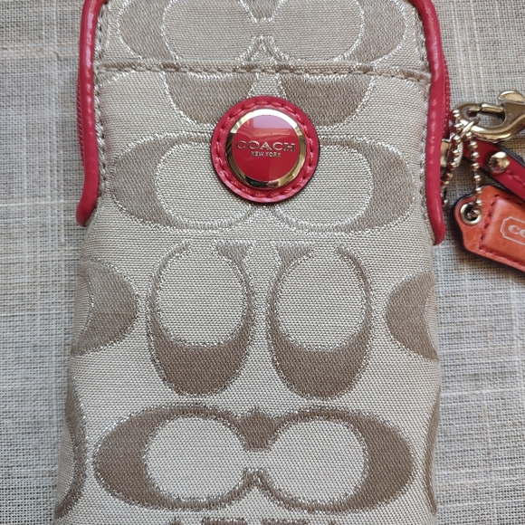 Coach Signature Small Canvas Beige/Pink Top Zip Wristlet - Picture 9 of 10